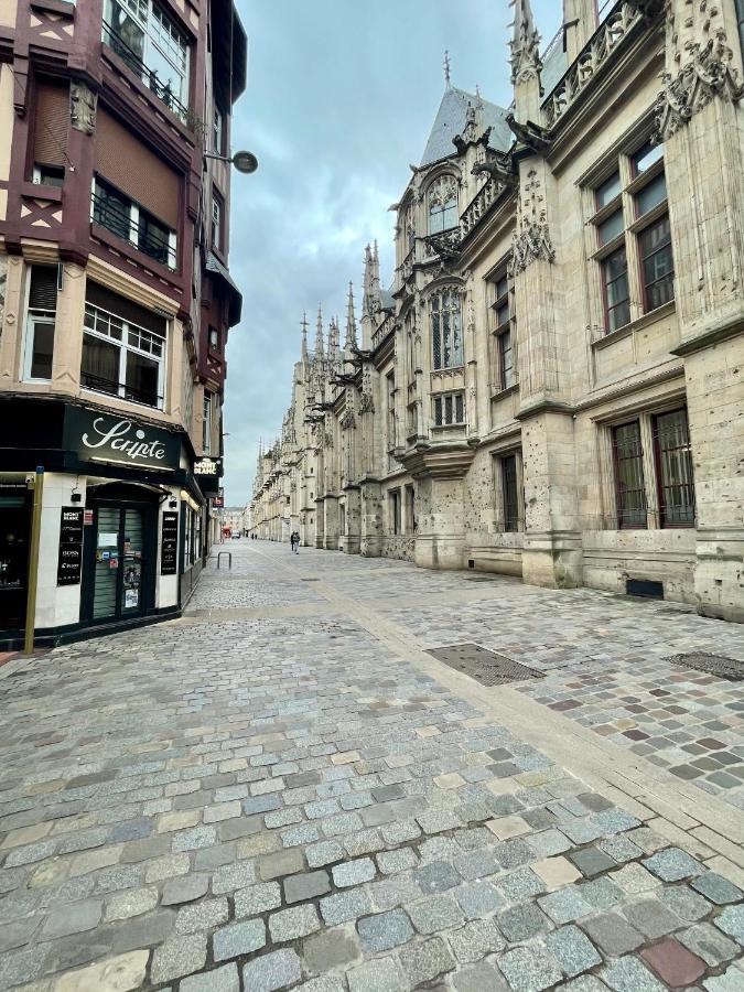 Appartement Cosy En Plein Coeur Historique Rouen Exterior photo